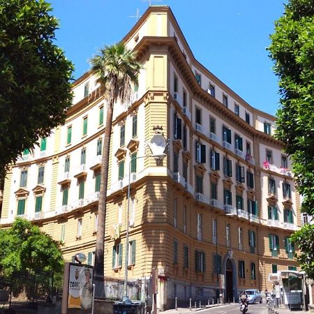 Amedeo Suite - Il Salotto Di Napoli Buitenkant foto